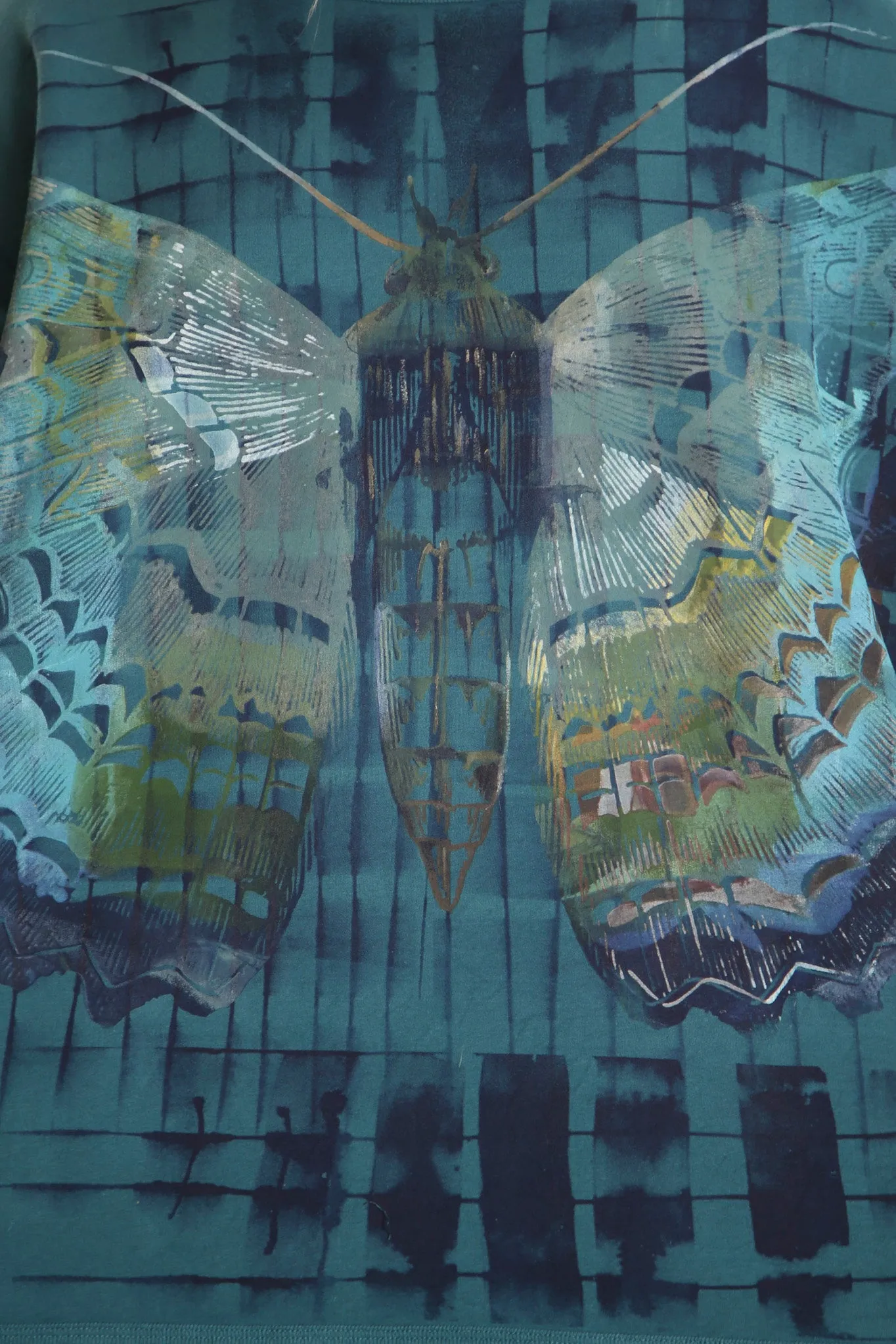 2210  Cozy Fleece Square Sweatshirt Printed Peacock Genus: Charaxes