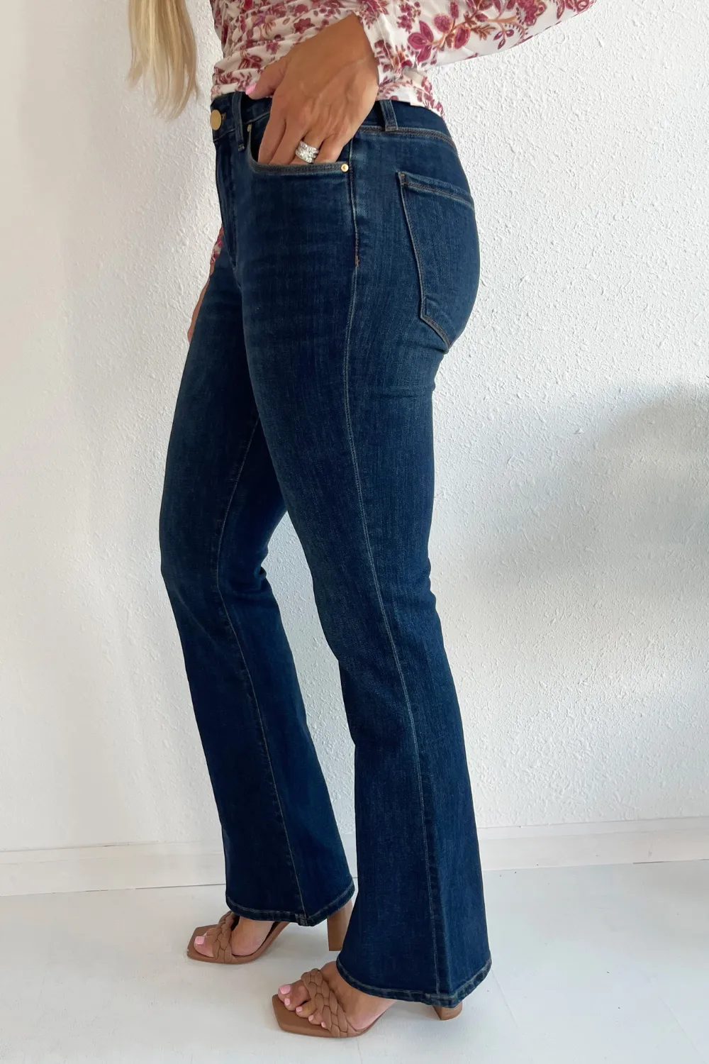 Ana High Rise Fab Ab Flare