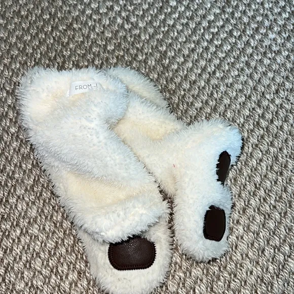 Ando Baby Shoes Teddy Leg Warmer Booties in Creme size 0-12 months