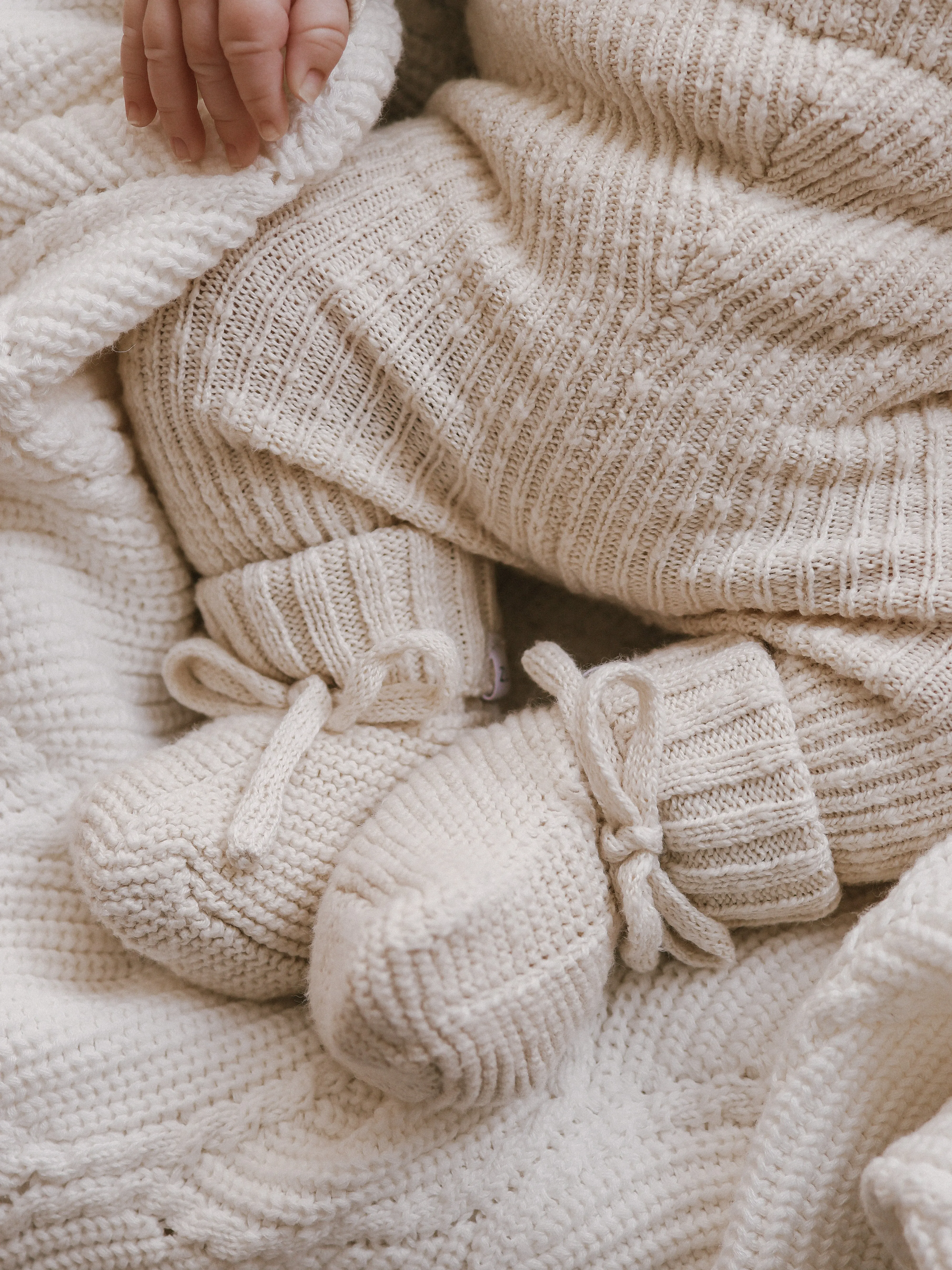 BOOTIES | HONEY