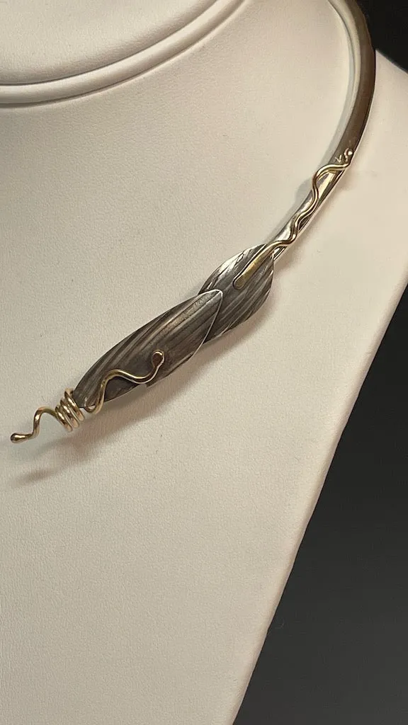 FLEXIBLE STERLING SILVER AND 14K GOLD NECKLACE  MB161N