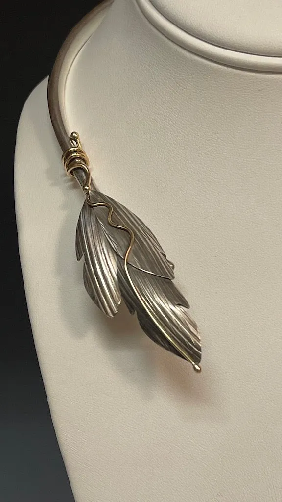 FLEXIBLE STERLING SILVER AND 14K GOLD NECKLACE  MB161N