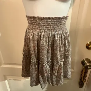 Free People Women’s XS Shimmery Gathered Smocked Waist Skirt Lavender Combo