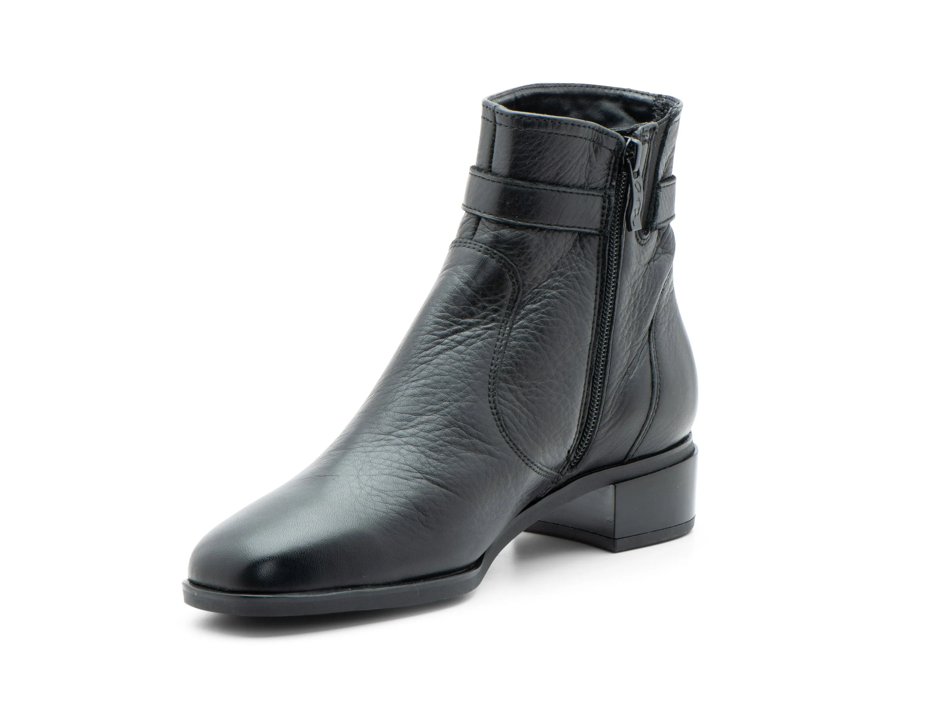 Grafton | Black