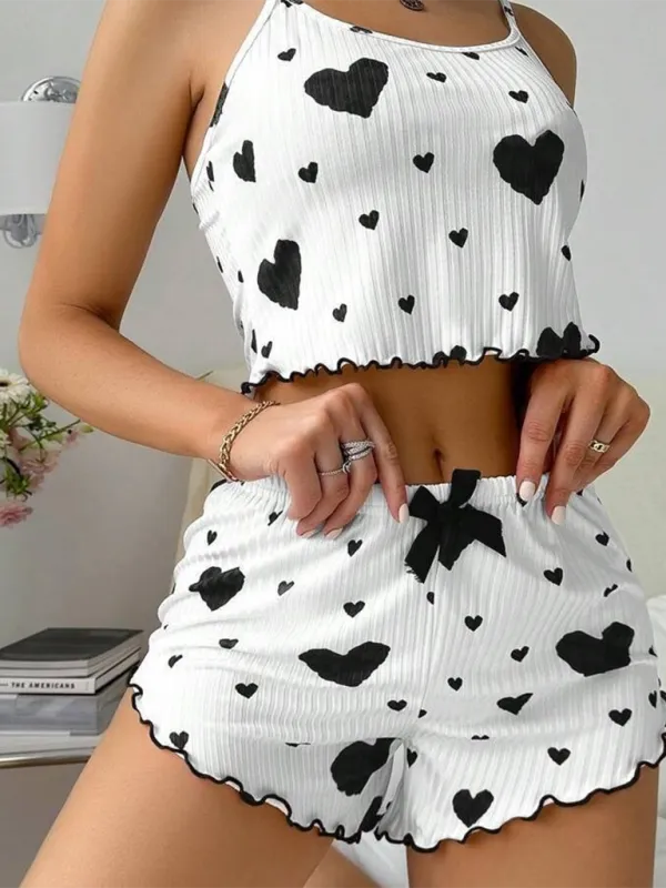 Heart Print Crop Top & Shorts Set - From Daywear to Nightwear