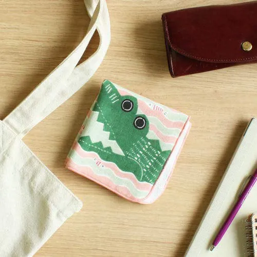 Kata Kata  soft towel 100% cotton - Wani (Crocodile)  Pink ワニ ピンク  25 x 25 cm