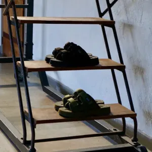 Nigel Cabourn x SUICOKE MOGI
