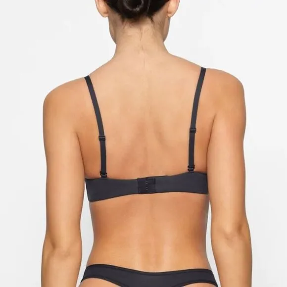 NWT SKIMS Fits Everybody Unlined Demi Bra In Onyx Black Bra