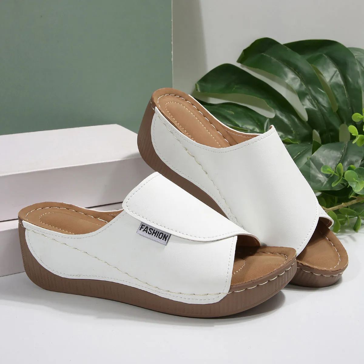 Simple Stylish Peep Toe Wedge Slippers