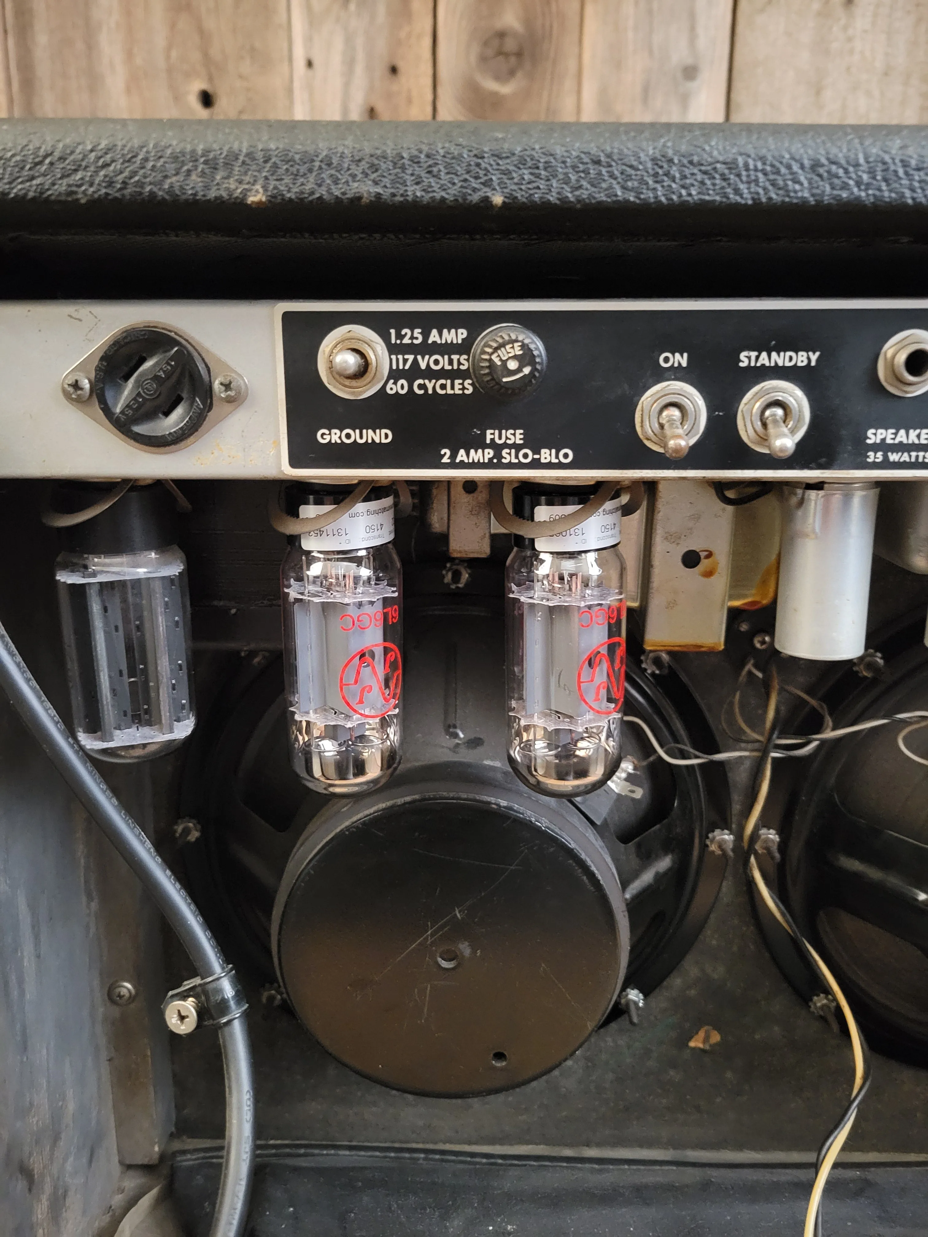 SOLD - Fender Vibrolux Reverb 1970 Vintage Tuber Guitar Amp
