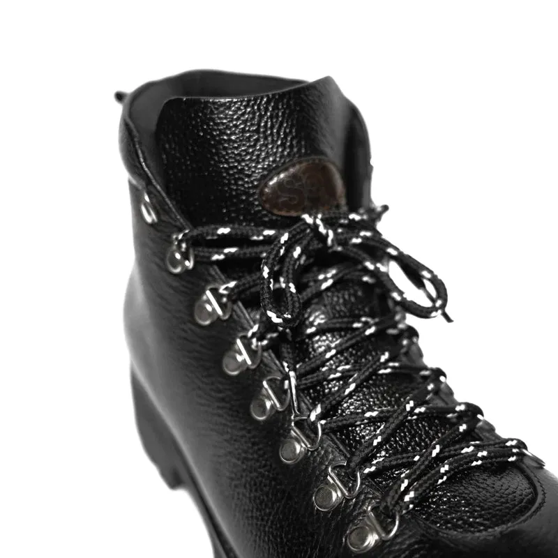 SOS HIKING BOOTS in Black or Brown
