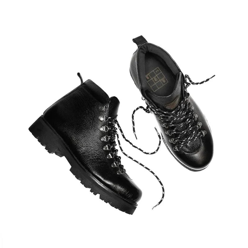 SOS HIKING BOOTS in Black or Brown