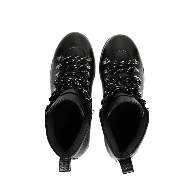 SOS HIKING BOOTS in Black or Brown