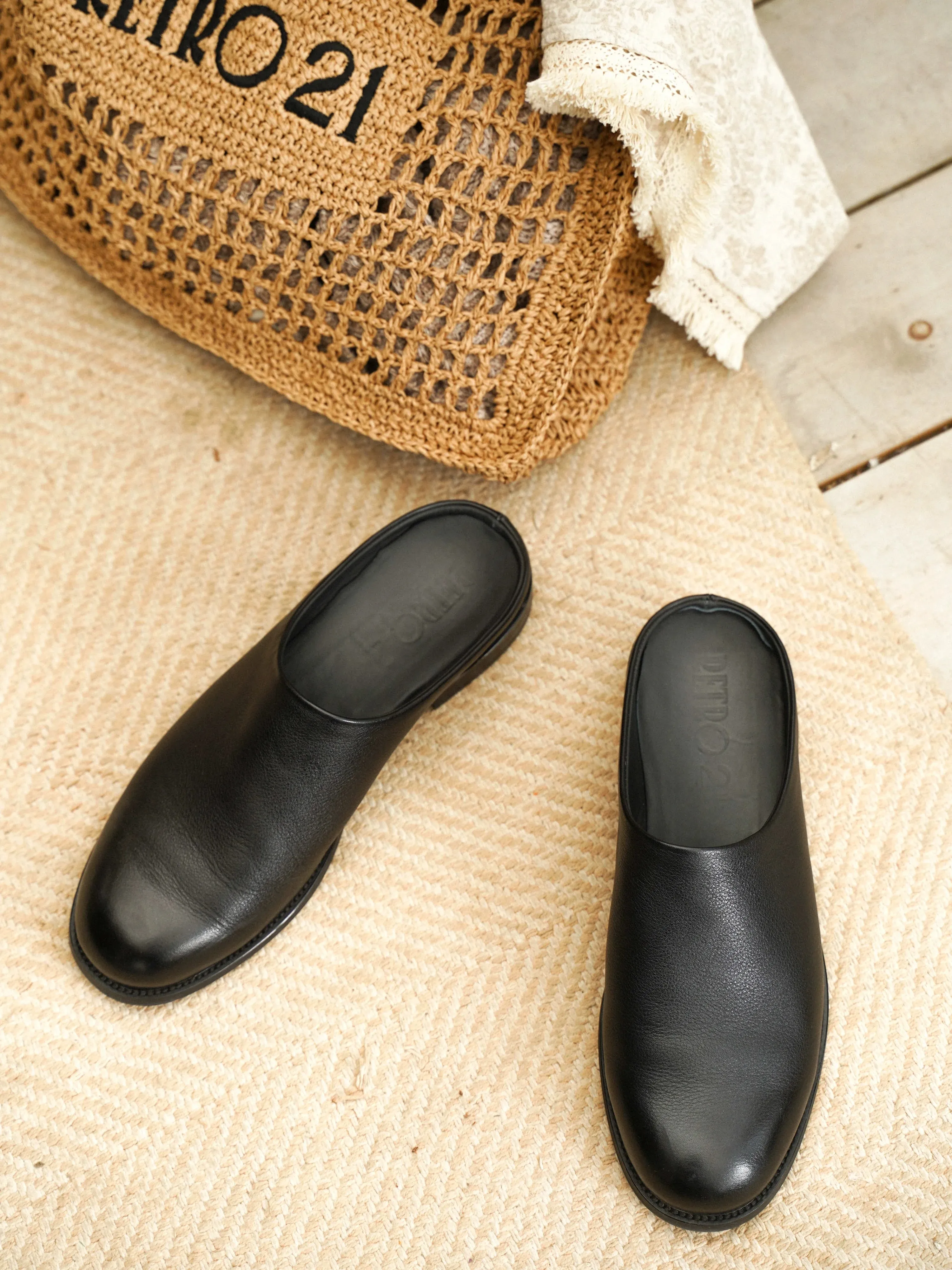Square Toe Leather Derby Slippers