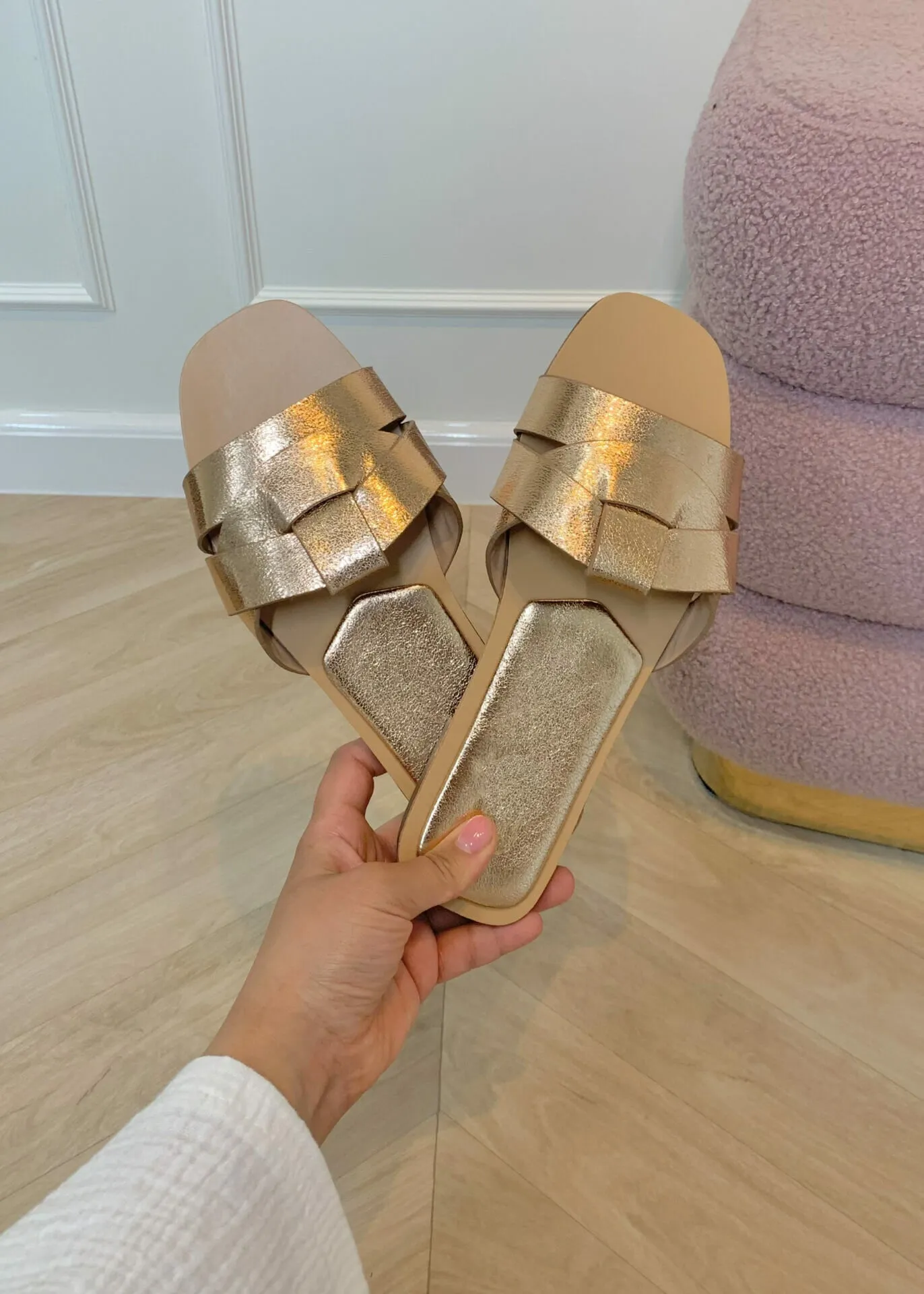 Tara™ | Metallic Slippers in Champagne