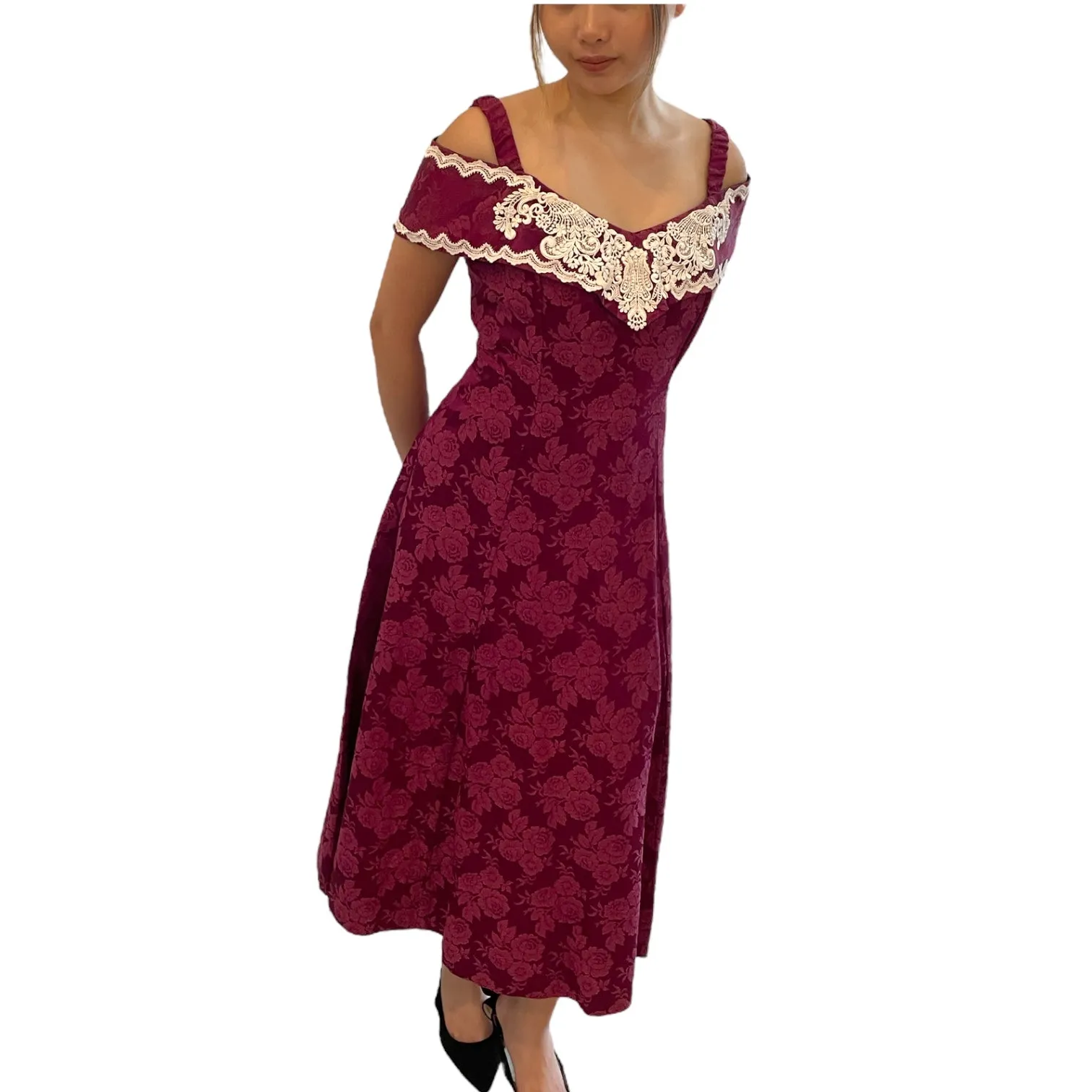 The Marooned Victorian Lass