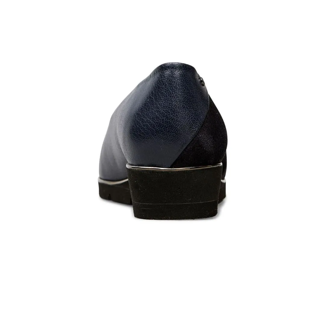 Van Dal Munro Pumps - Midnight Leather