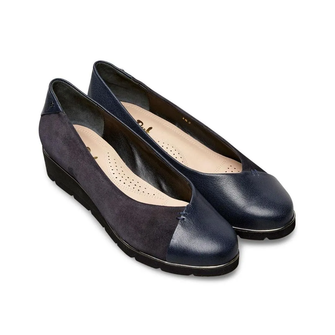 Van Dal Munro Pumps - Midnight Leather