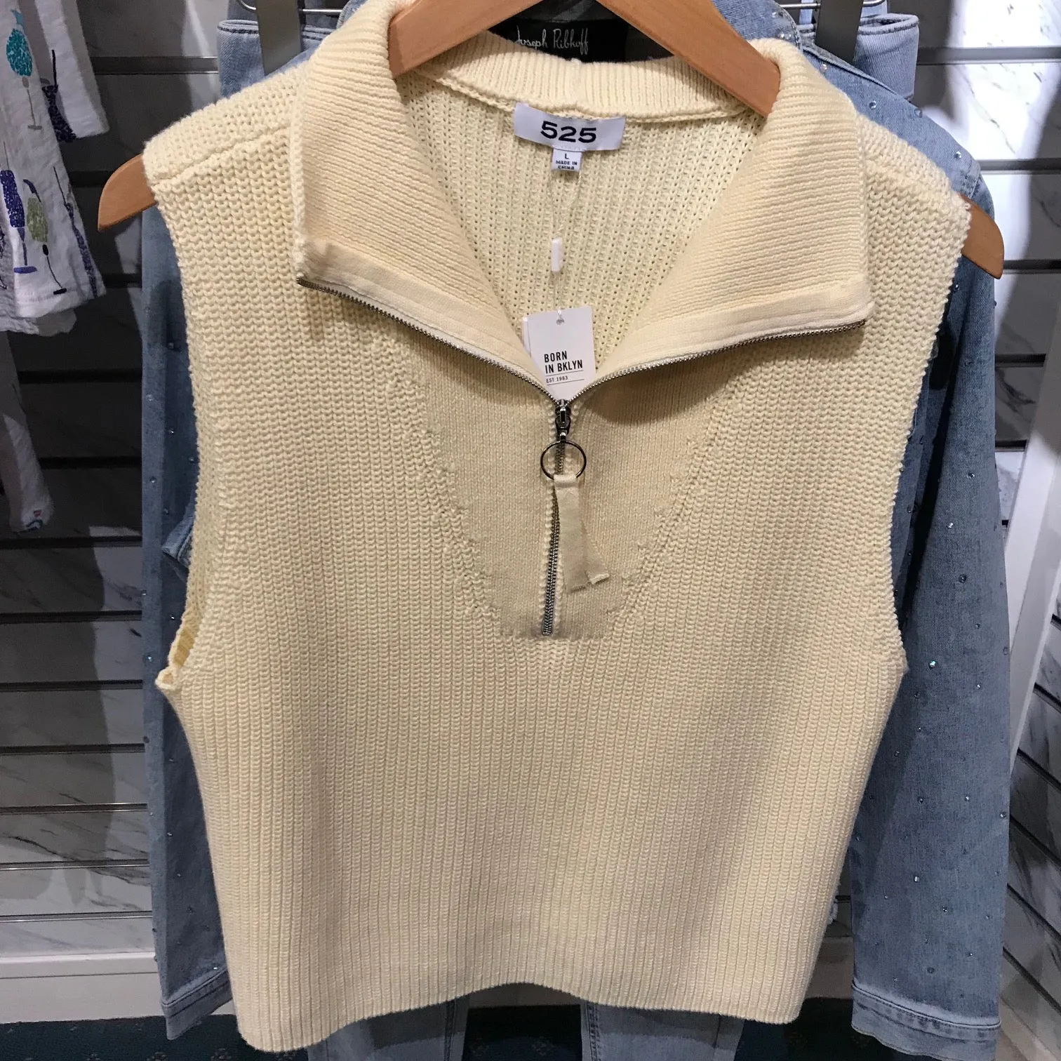 Women's 525 America | All Cotton Sleeveless Half Zip Sweater | Butter